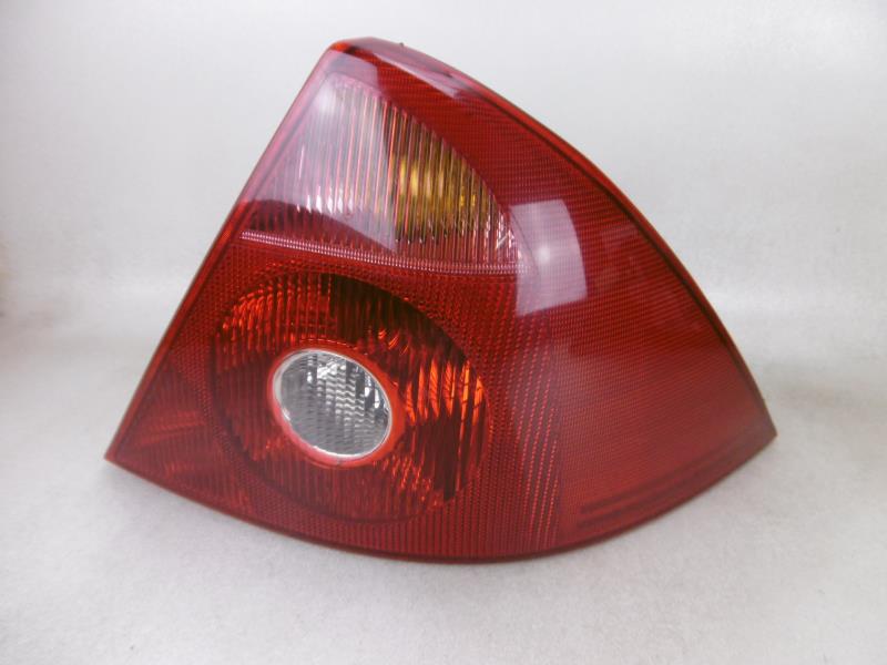 Fanale posteriore principale destro (luci) FORD MONDEO 2  - 1