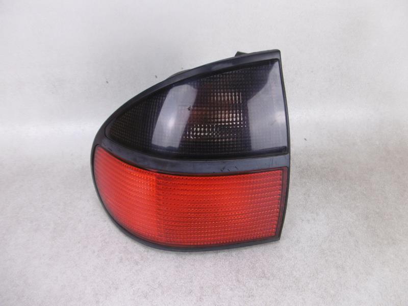 Fanale posteriore principale sinistro (luci) RENAULT LAGUNA 1 PHASE 1 Diésel - 1