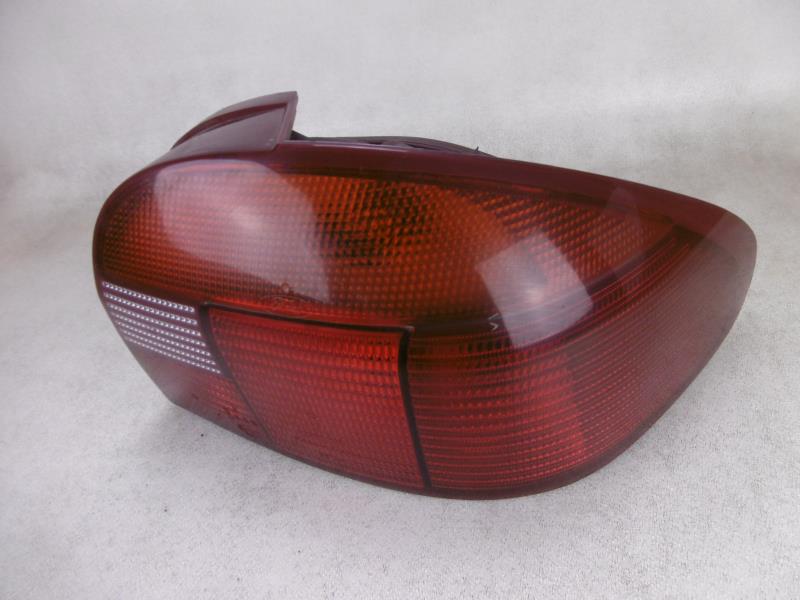 Fanale posteriore principale destro (luci) FORD MONDEO 1 PHASE 1 Diésel - 1