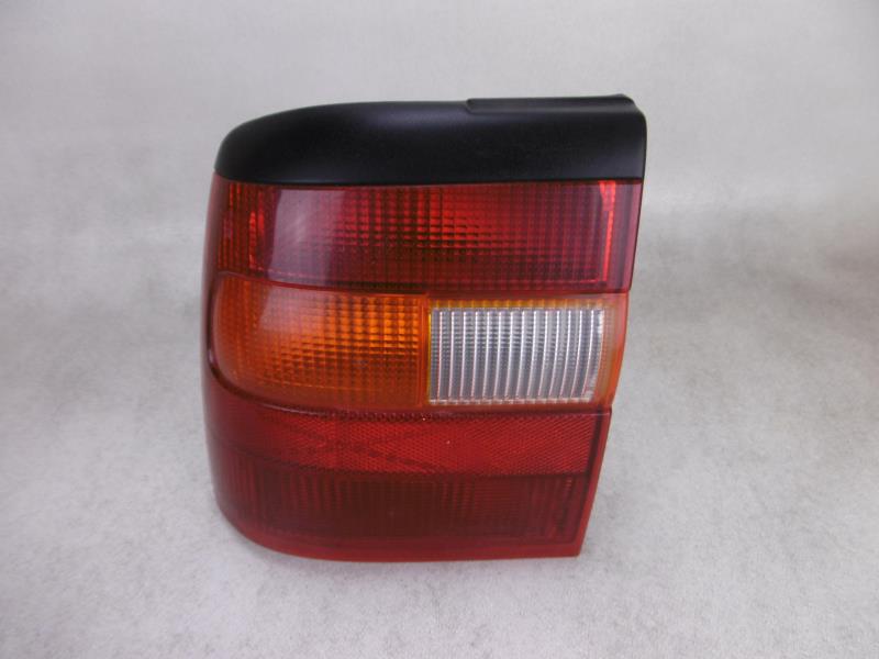 Fanale posteriore principale sinistro (luci) OPEL VECTRA B PHASE 2 BREAK  - 1