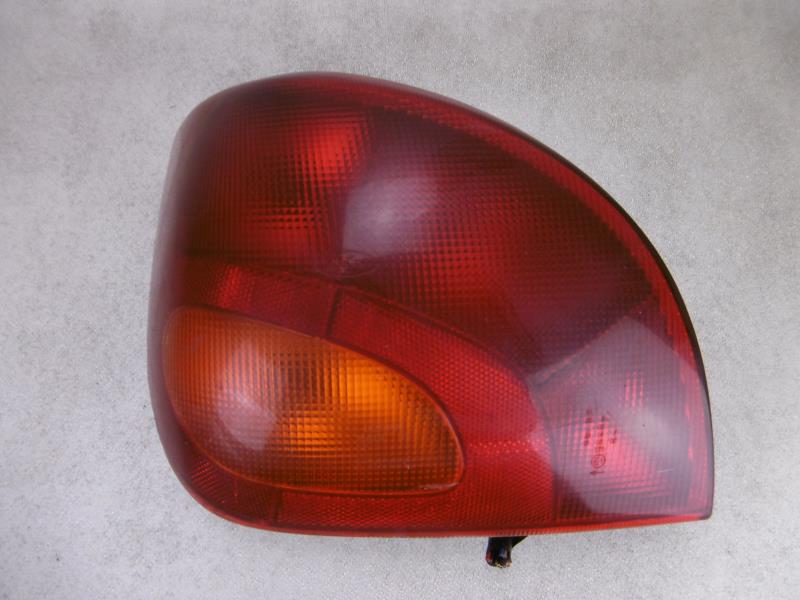 Fanale posteriore principale sinistro (luci) FORD FIESTA 4  - 1