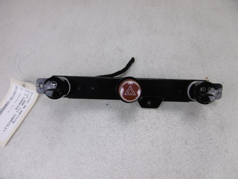 Bouton de warning FIAT 500 2 PHASE 1 Essence - 1