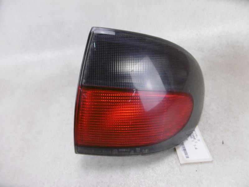 Fanale posteriore principale destro (luci) RENAULT MEGANE 1 PHASE 1 Gasolina - 1