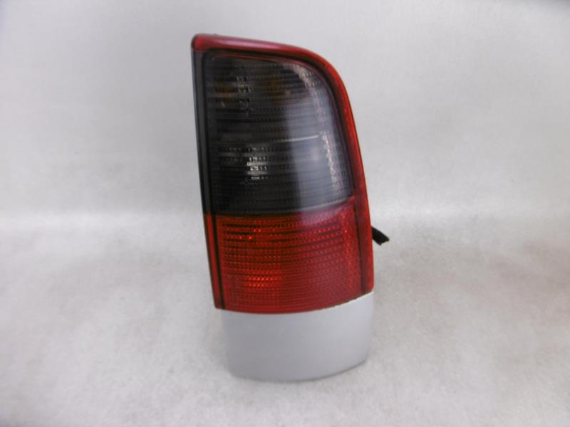 Fanale posteriore principale destro (luci) SEAT CORDOBA 1 VARIO PHASE 2 BREAK Diésel - 1