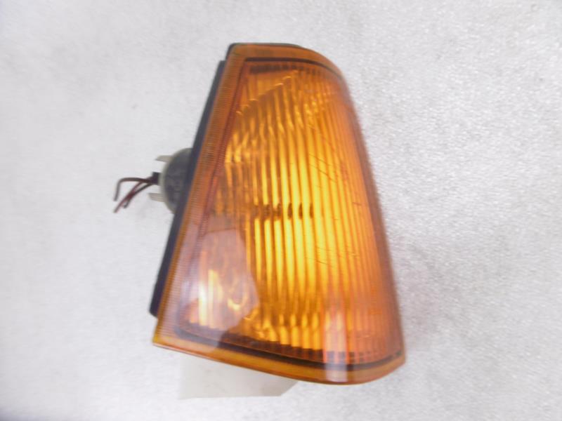 Gruppo ottico anteriore secondario destro (luci)(freccia) VOLVO 340 Diésel - 1