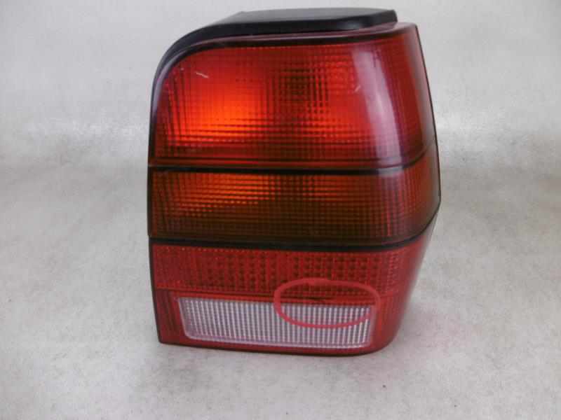 Fanale posteriore principale destro (luci) VOLKSWAGEN POLO 2 Gasolina - 1