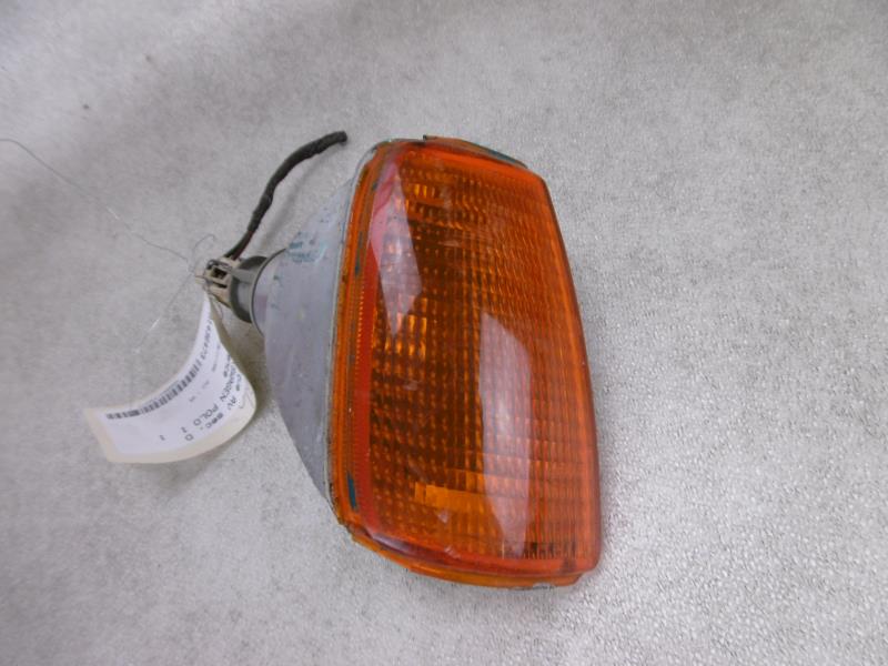 Gruppo ottico anteriore secondario destro (luci)(freccia) VOLKSWAGEN POLO 2 Gasolina - 1