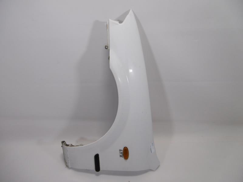 Aile avant gauche MAZDA 323 6 Essence - 1