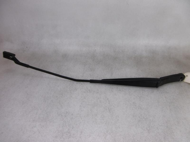 Braccio tergicristallo anteriore destro VOLKSWAGEN GOLF 6 Diésel - 1