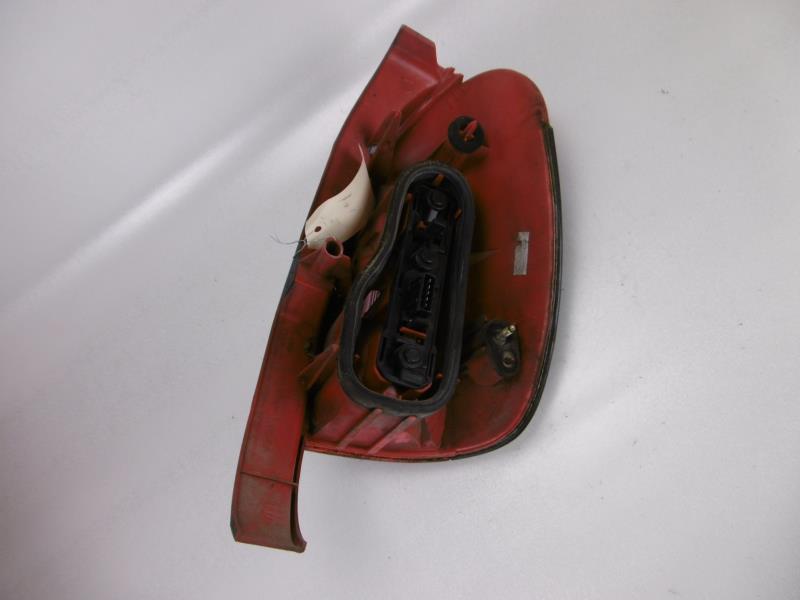 Fanale posteriore principale sinistro (luci) PEUGEOT 306 BREAK Diésel - 1