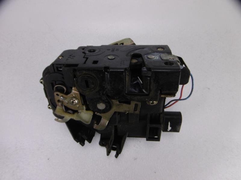 Serrure arriere droit AUDI A6 2 AVANT PHASE 1 BREAK Diesel - 1