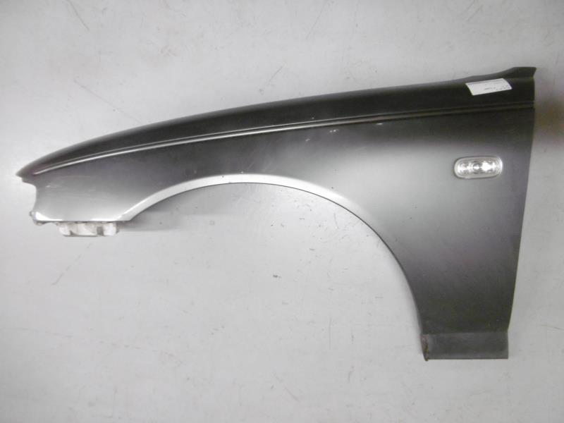 Parafango anteriore sinistro MG ZT Diésel - 1