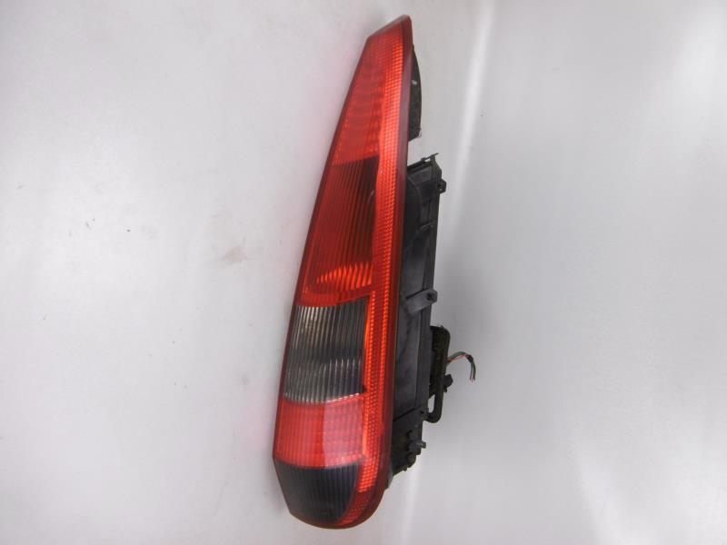 Fanale posteriore principale destro (luci) FORD FIESTA 5 PHASE 1 Gasolina - 1