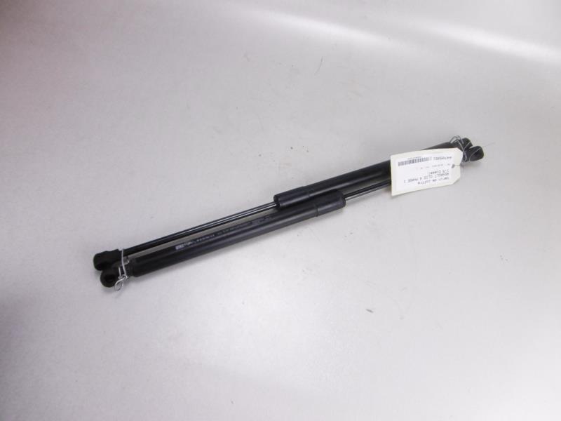 Verin de coffre RENAULT CLIO 4 PHASE 1 Diesel - 1