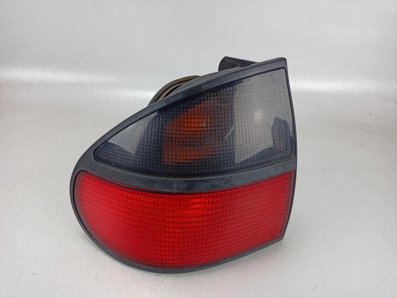 Fanale posteriore principale sinistro (luci) RENAULT LAGUNA 1 PHASE 1 Diésel - 1