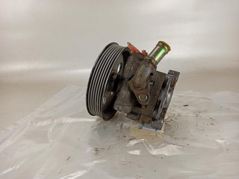 Pompe de direction AUDI A4 2 AVANT PHASE 1 BREAK Essence - 1