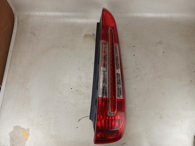 Fanale posteriore principale destro (luci) FORD C-MAX PHASE 2 Diésel - 1