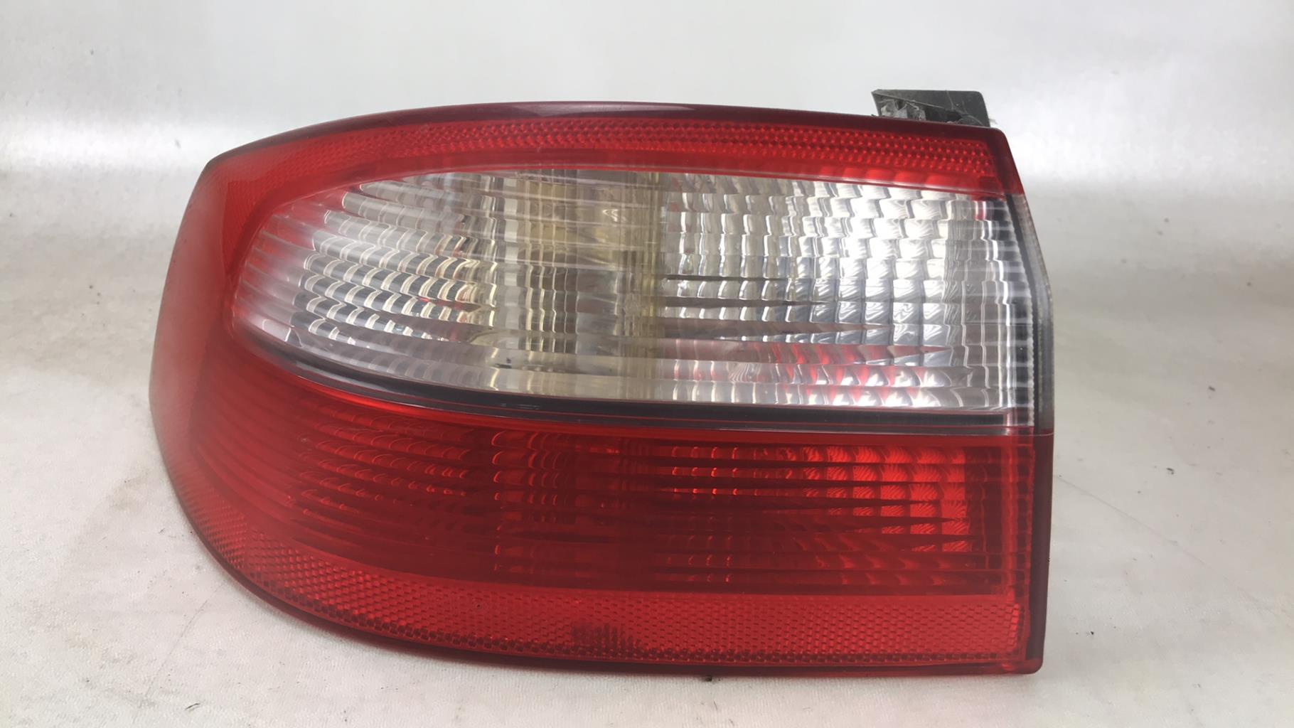 Fanale posteriore principale sinistro (luci) RENAULT LAGUNA 2 PHASE 1 Diésel - 1