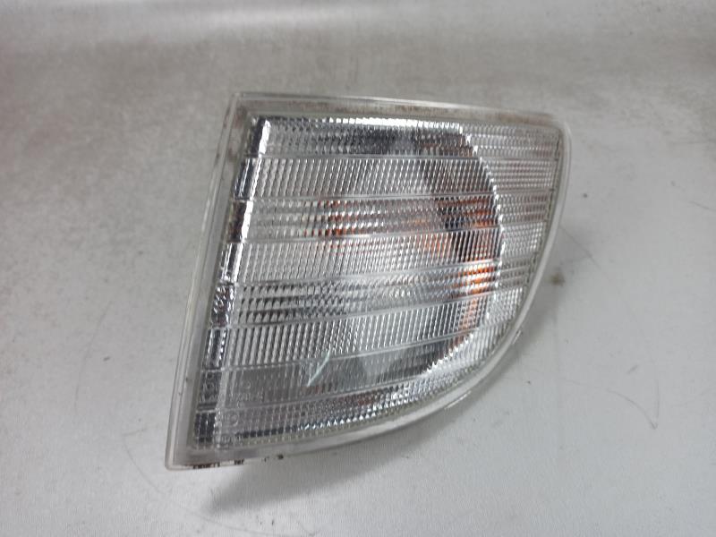 Gruppo ottico anteriore secondario sinistro (luci)(freccia) MERCEDES VITO 638 Diésel - 1
