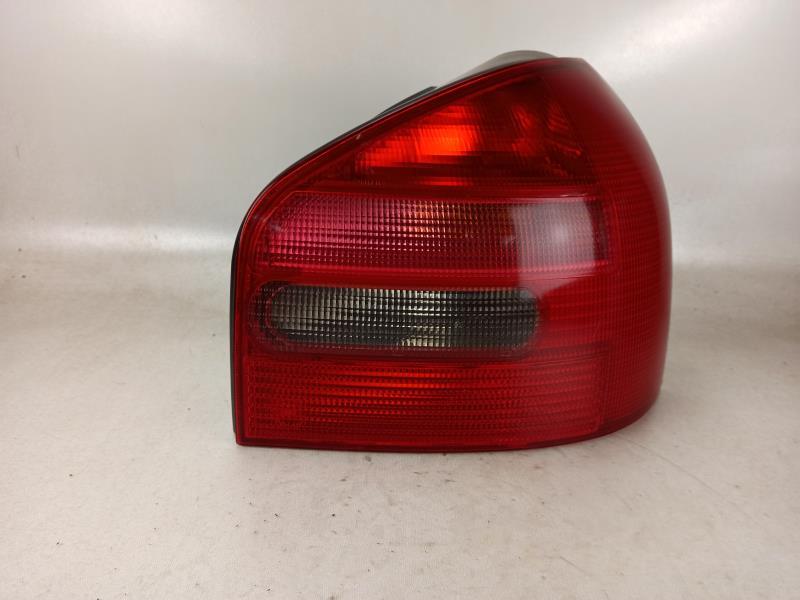 Fanale posteriore principale destro (luci) AUDI A3 1 PHASE 1 Diésel - 1