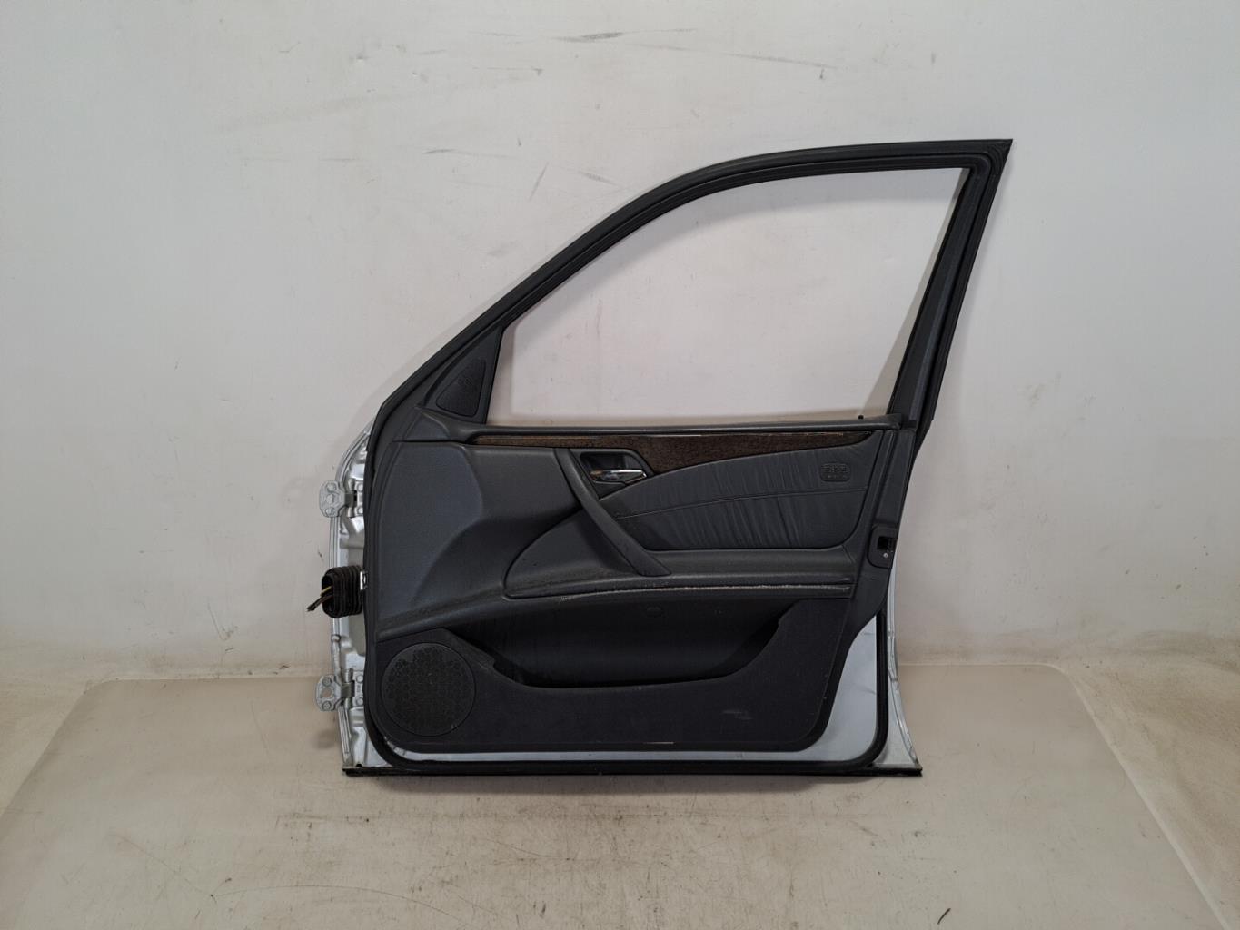 Portiera anteriore destra MERCEDES CLASSE E 210 PHASE 2 BREAK Diésel - 1