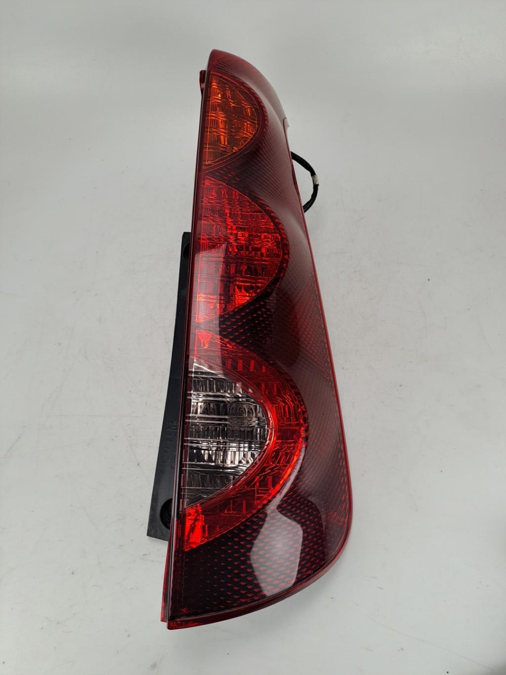 Fanale posteriore principale destro (luci) NISSAN NOTE 1 PHASE 2 Diésel - 1