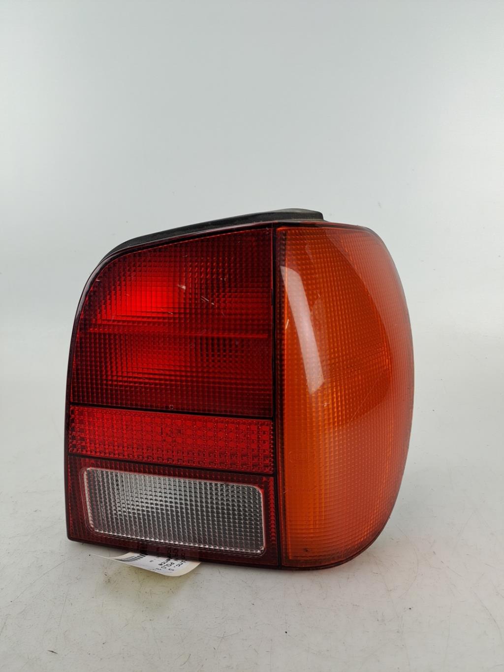 Fanale posteriore principale destro (luci) VOLKSWAGEN POLO 3 PHASE 1 Gasolina - 1