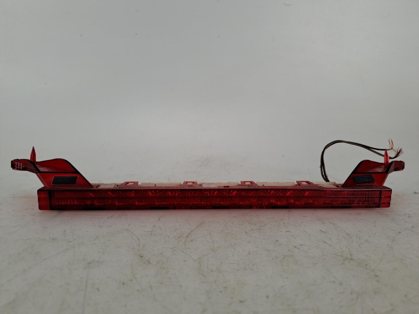 Luce stop centrale BMW SERIE 1 E87 PHASE 1 Diésel - 1