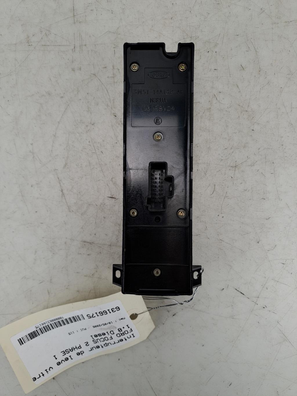 Interruttore lavacristalli anteriore sinistro FORD FOCUS 2 PHASE 1 Diésel - 1
