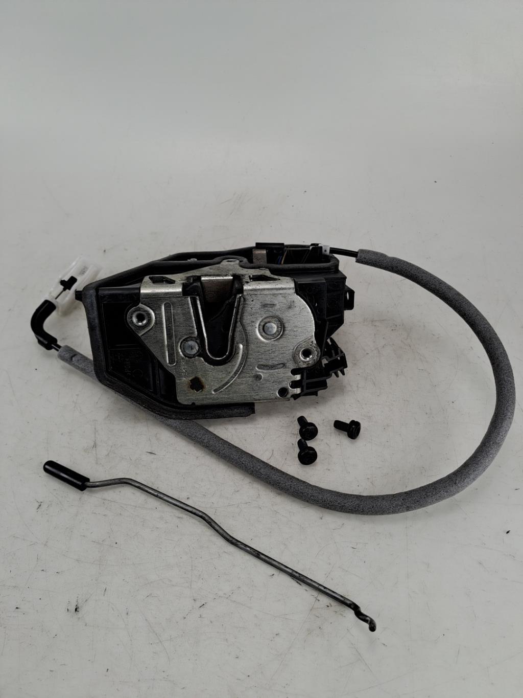 Serratura anteriore sinistra BMW SERIE 1 E87 PHASE 1 Diésel - 1