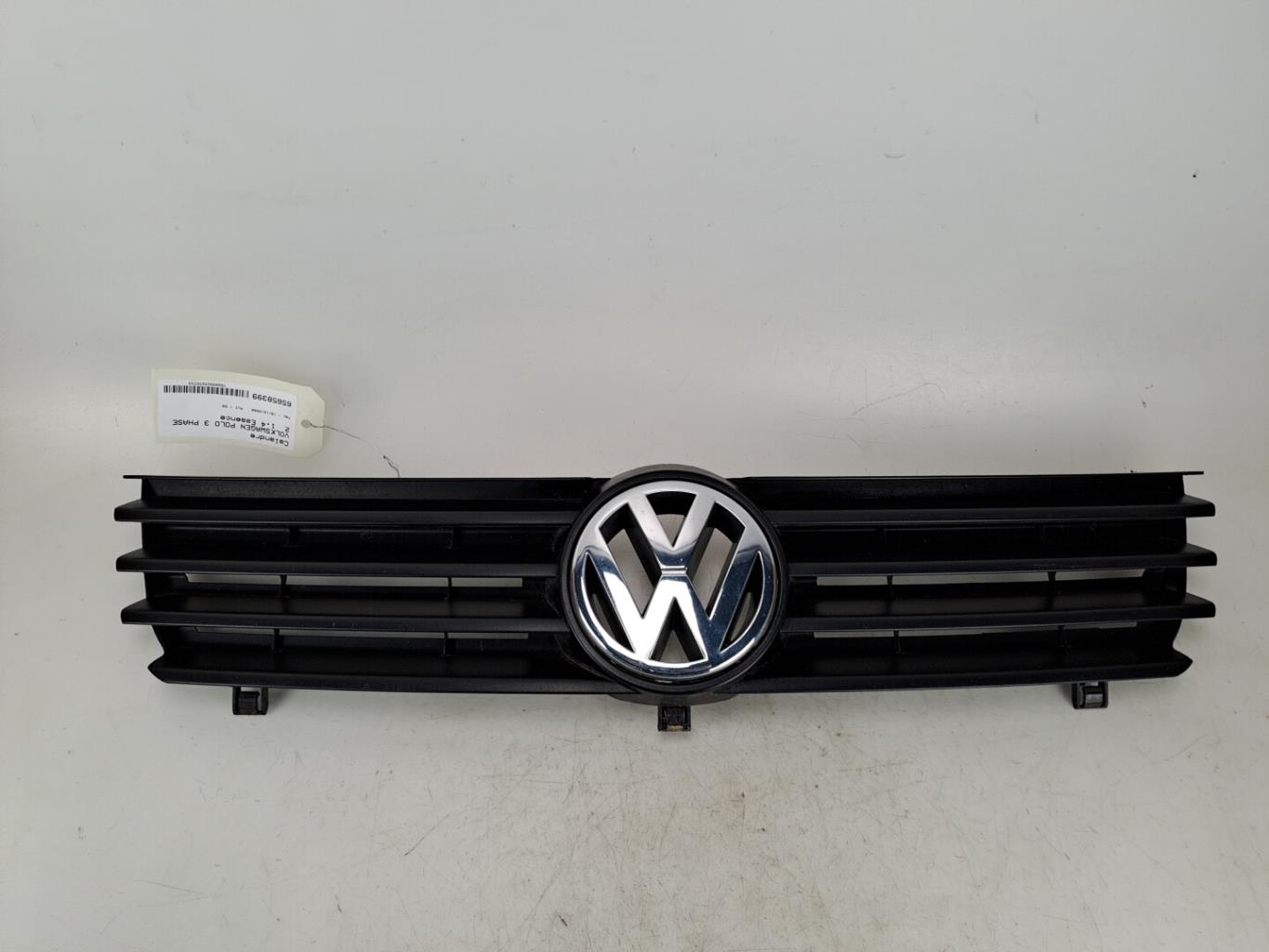 Calandre VOLKSWAGEN POLO 3 PHASE 2 Essence - 1