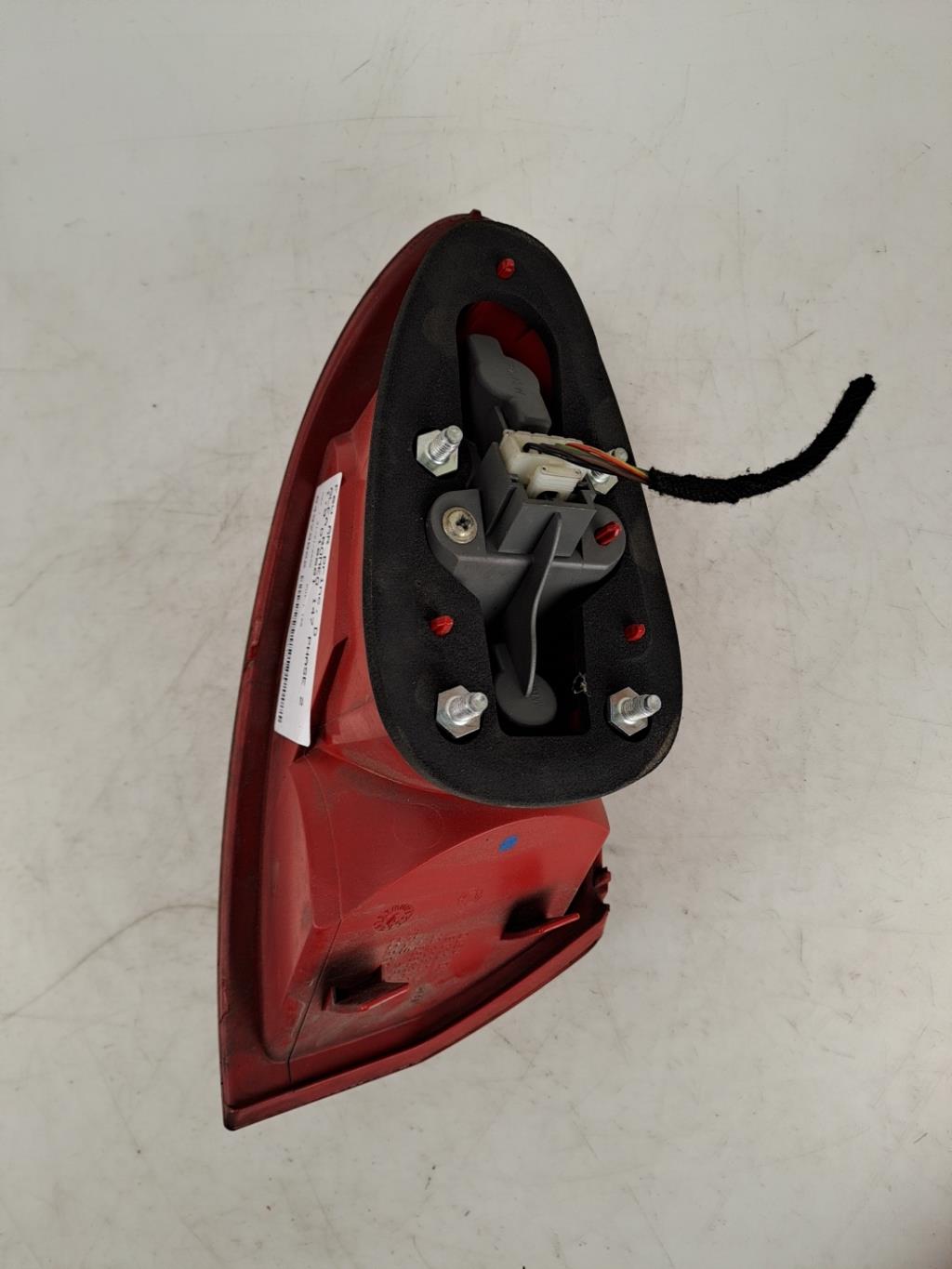 Fanale posteriore principale destro (luci) ALFA ROMEO 147 PHASE 2 Diésel - 1