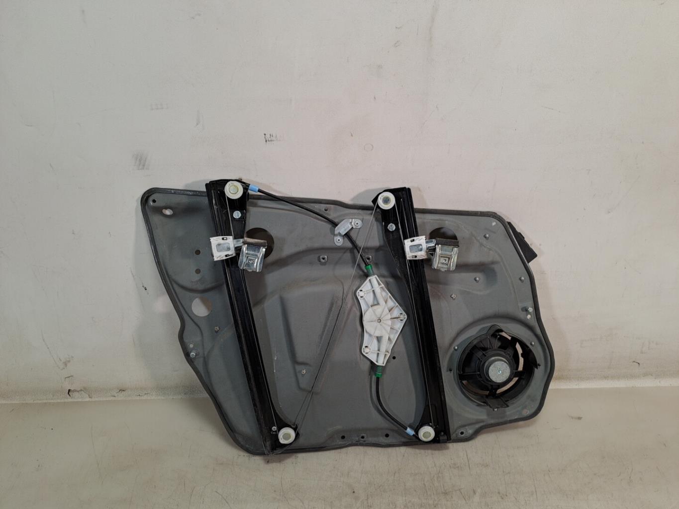 Alzacristalli elettrico anteriore destro MERCEDES CLASSE B 245 PHASE 1 Diésel - 1