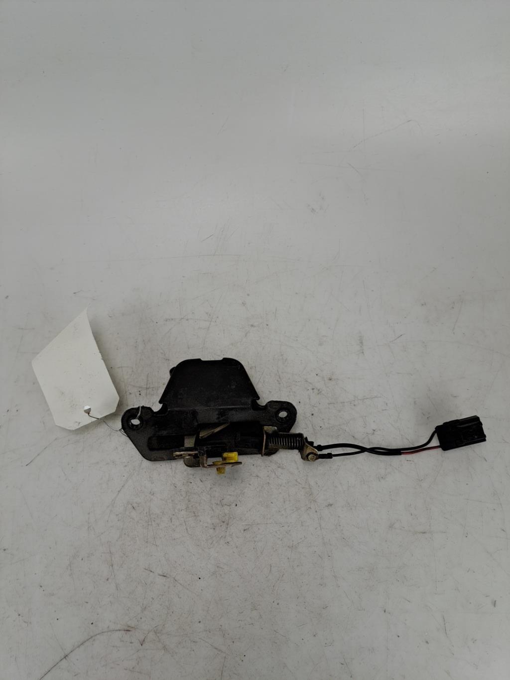 Serratura bagagliaio NISSAN ALMERA 1 PHASE 1 Gasolina - 1