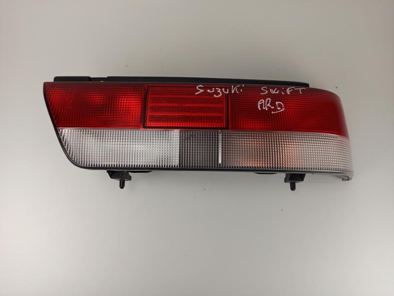 Fanale posteriore principale destro (luci) SUZUKI SWIFT 2 PHASE 2  - 1