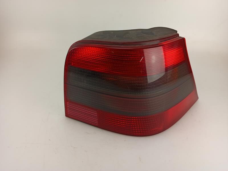 Fanale posteriore principale destro (luci) VOLKSWAGEN GOLF 4 Diésel - 1