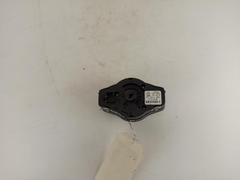 Commande de phare AUDI A4 3 PHASE 1 Diesel - 1