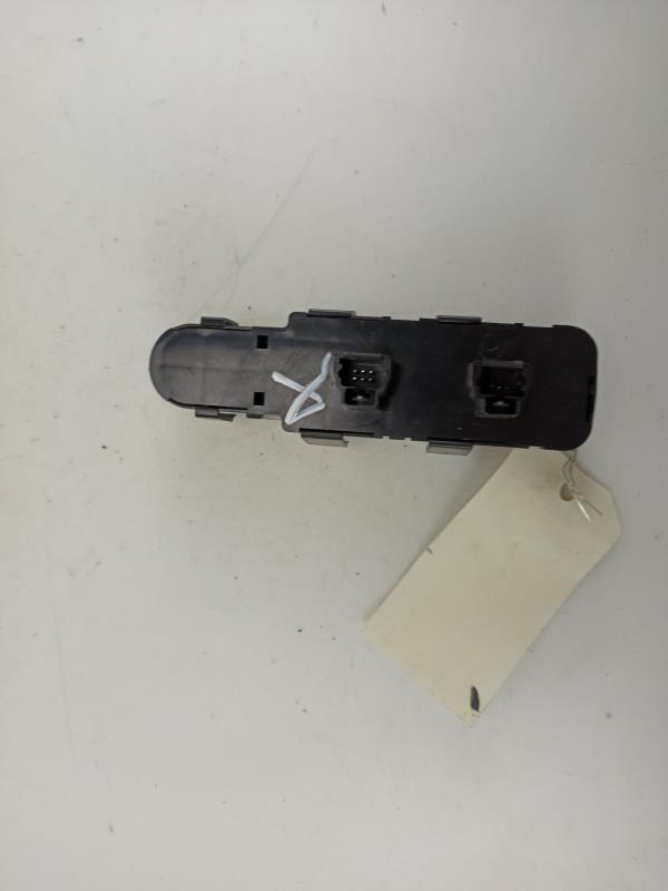 Interruttore lavacristalli anteriore sinistro PEUGEOT 307 PHASE 2 CABRIOLET Diésel - 1