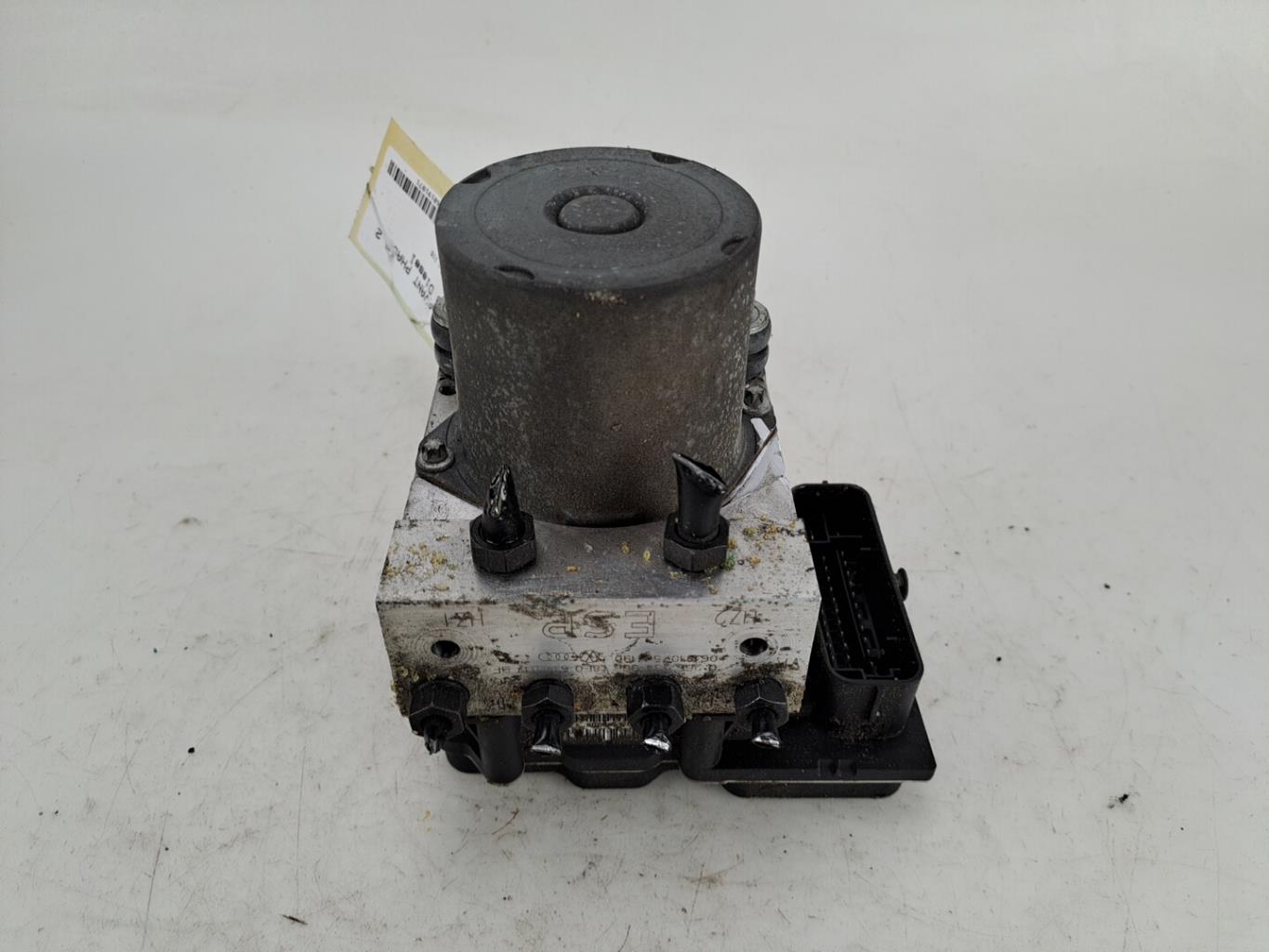 Bloc ABS (freins anti-blocage) AUDI A4 2 AVANT PHASE 2 BREAK Diesel - 1