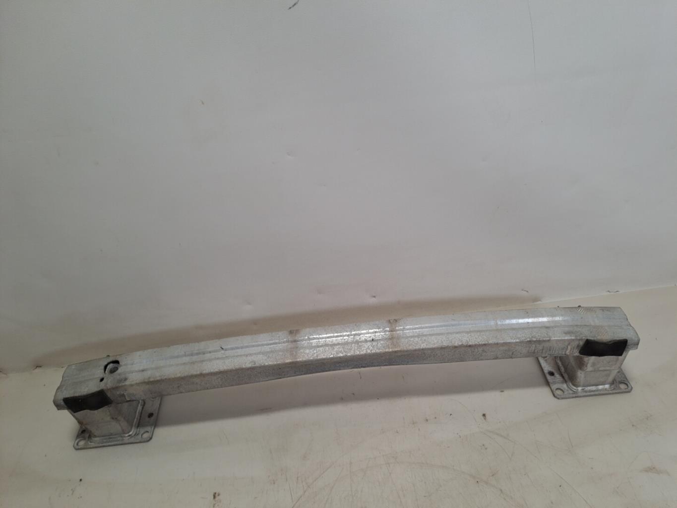 Traversa rinforzo paraurti anteriore PEUGEOT 308 1 SW PHASE 2 BREAK Diésel - 1