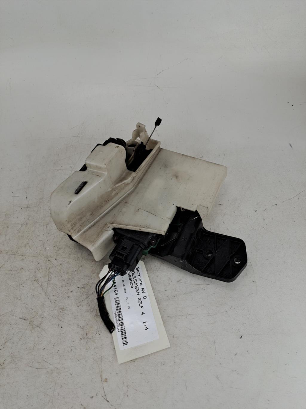 Serratura anteriore destra VOLKSWAGEN GOLF 4 Gasolina - 1