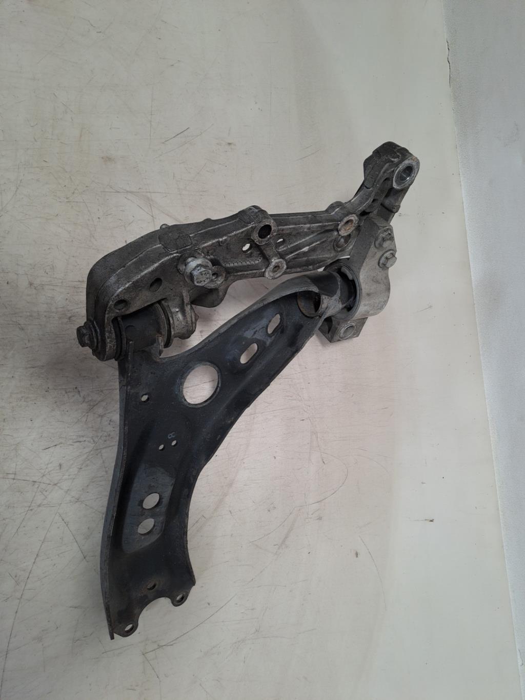 Triangle avant droit AUDI A3 2 SPORTBACK PHASE 2 Diesel - 1