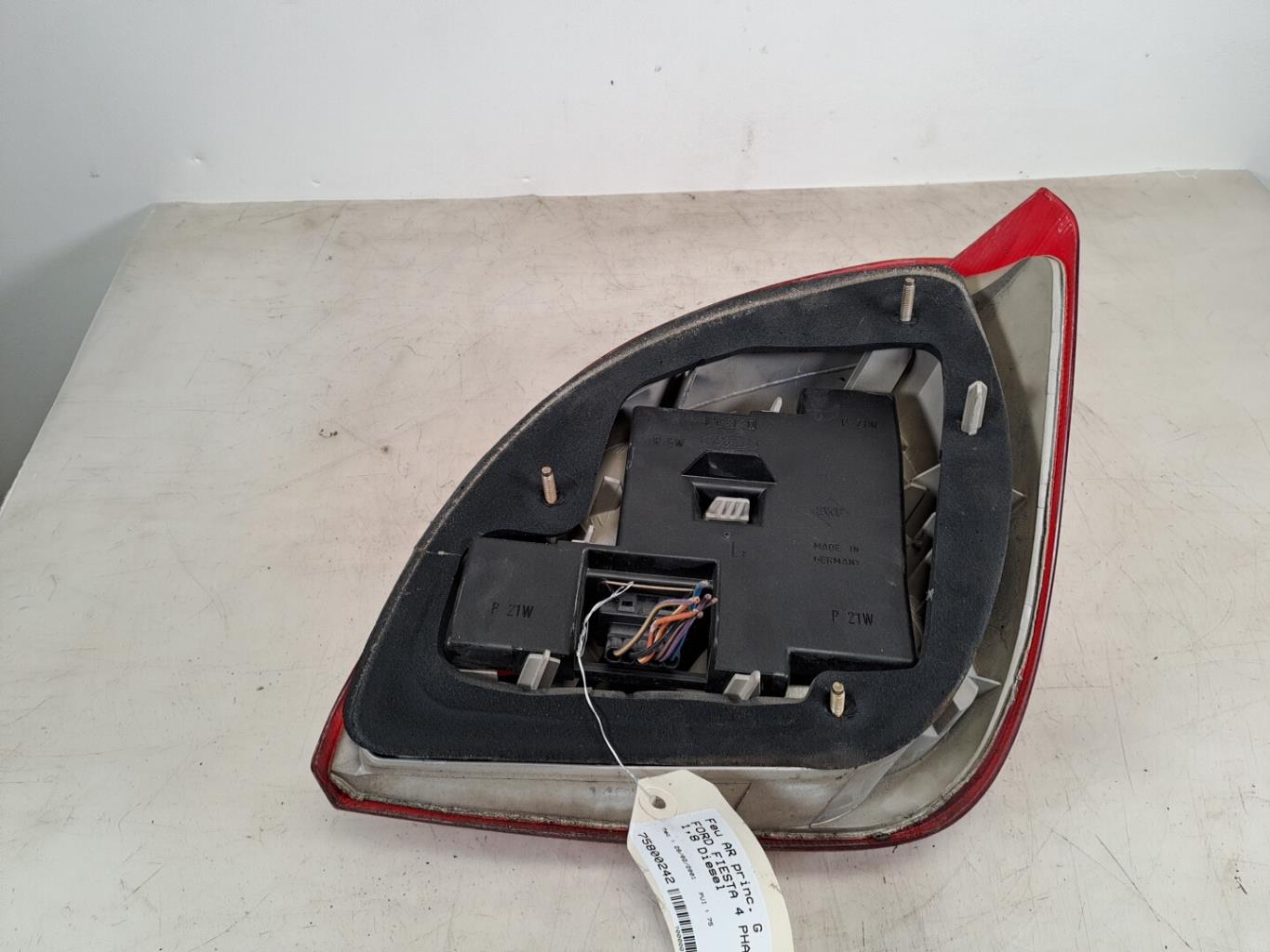 Fanale posteriore principale sinistro (luci) FORD FIESTA 4 PHASE 2 Diésel - 1