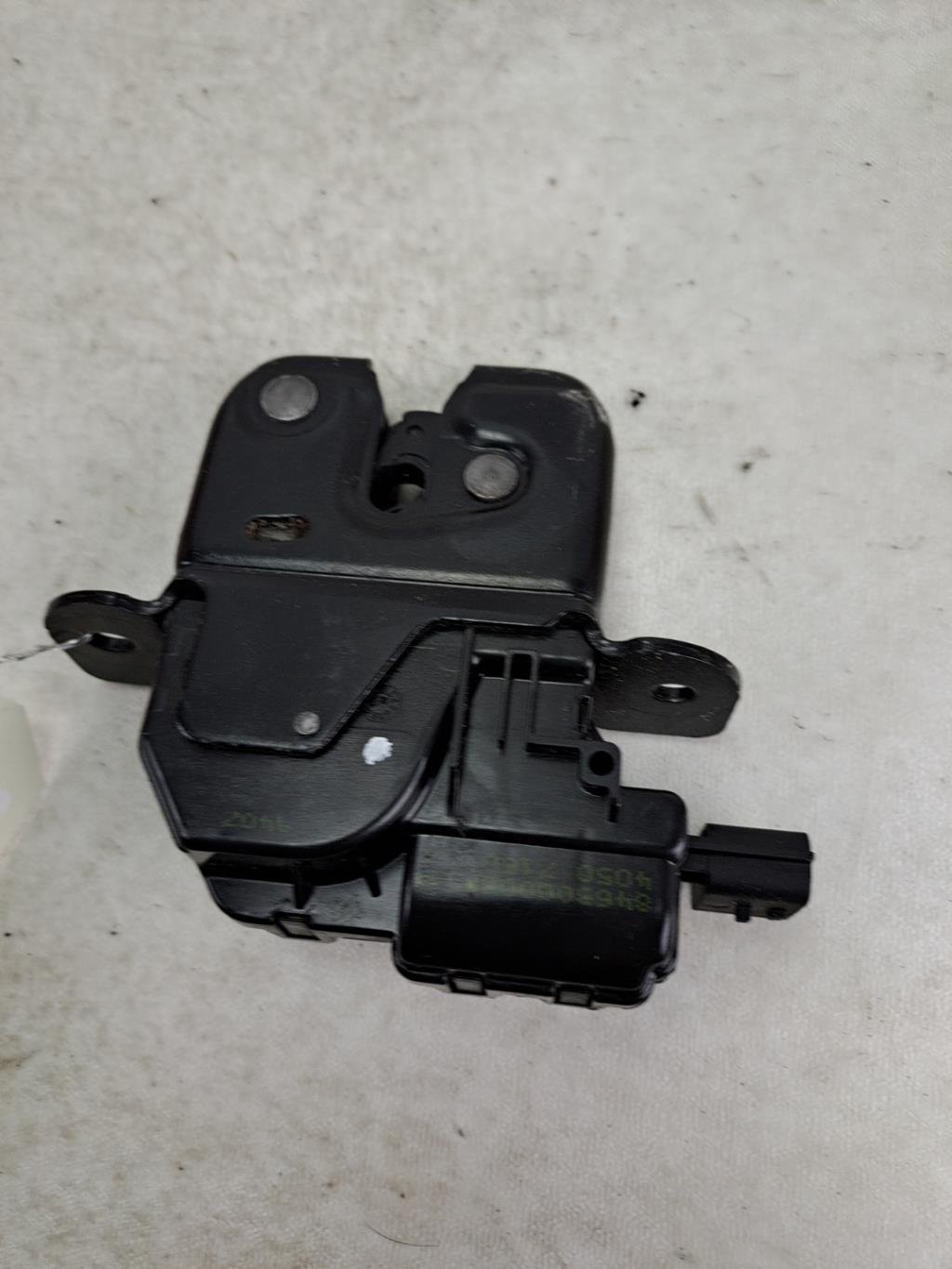 Serrure de coffre RENAULT SCENIC 3 PHASE 1 Diesel - 1