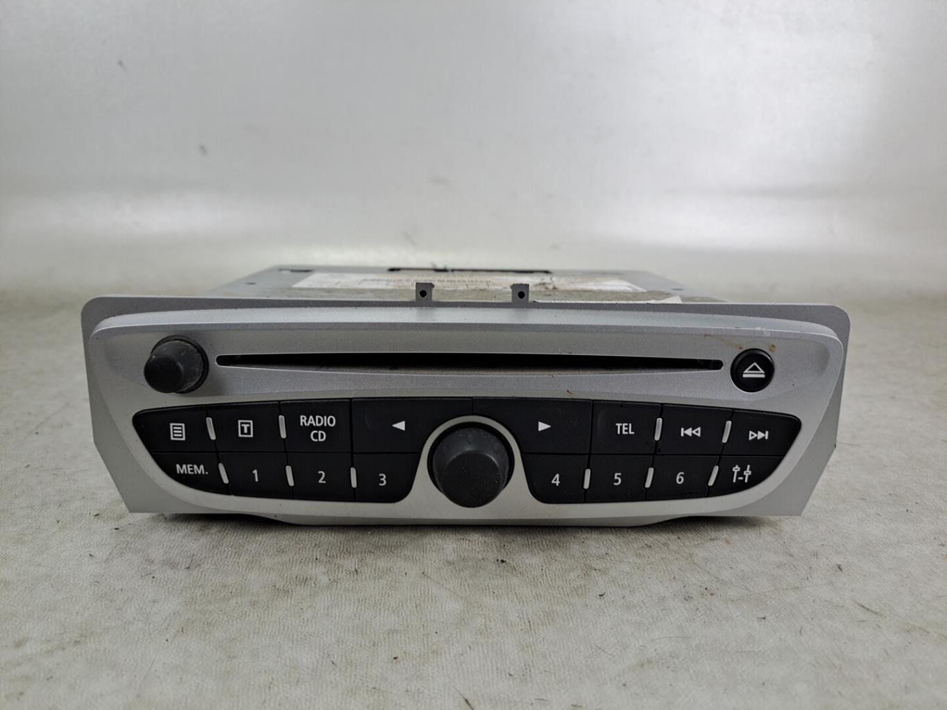 Autoradio originale RENAULT MEGANE 3 PHASE 1 Diésel - 1