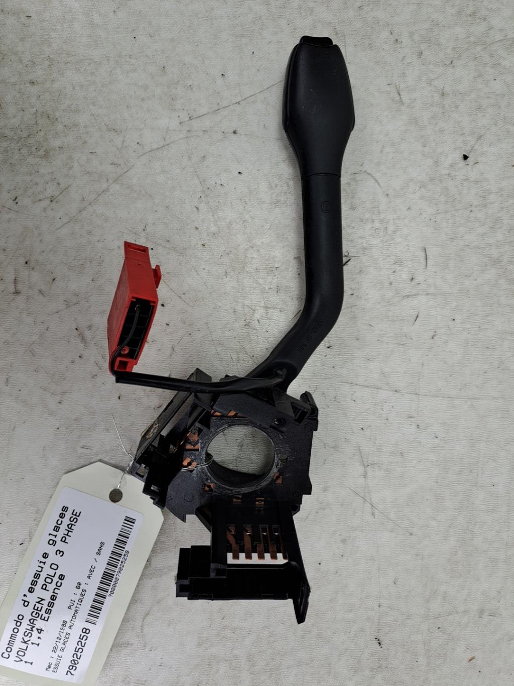 Devio tergicristalli VOLKSWAGEN POLO 3 PHASE 1 Gasolina - 1