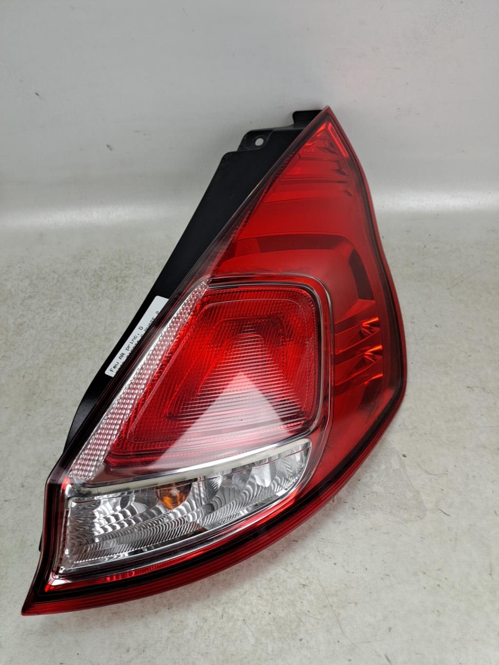 Fanale posteriore principale destro (luci) FORD FIESTA 6 PHASE 2 Gasolina - 1