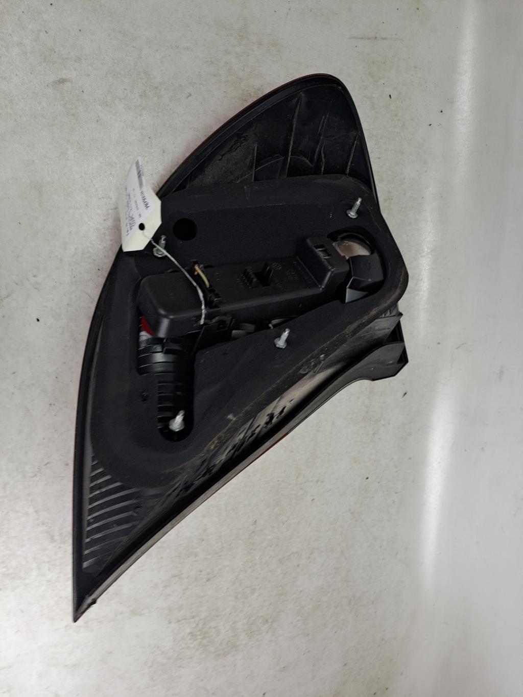 Fanale posteriore principale destro (luci) MERCEDES CLASSE CLC 203 COUPE Diésel - 1