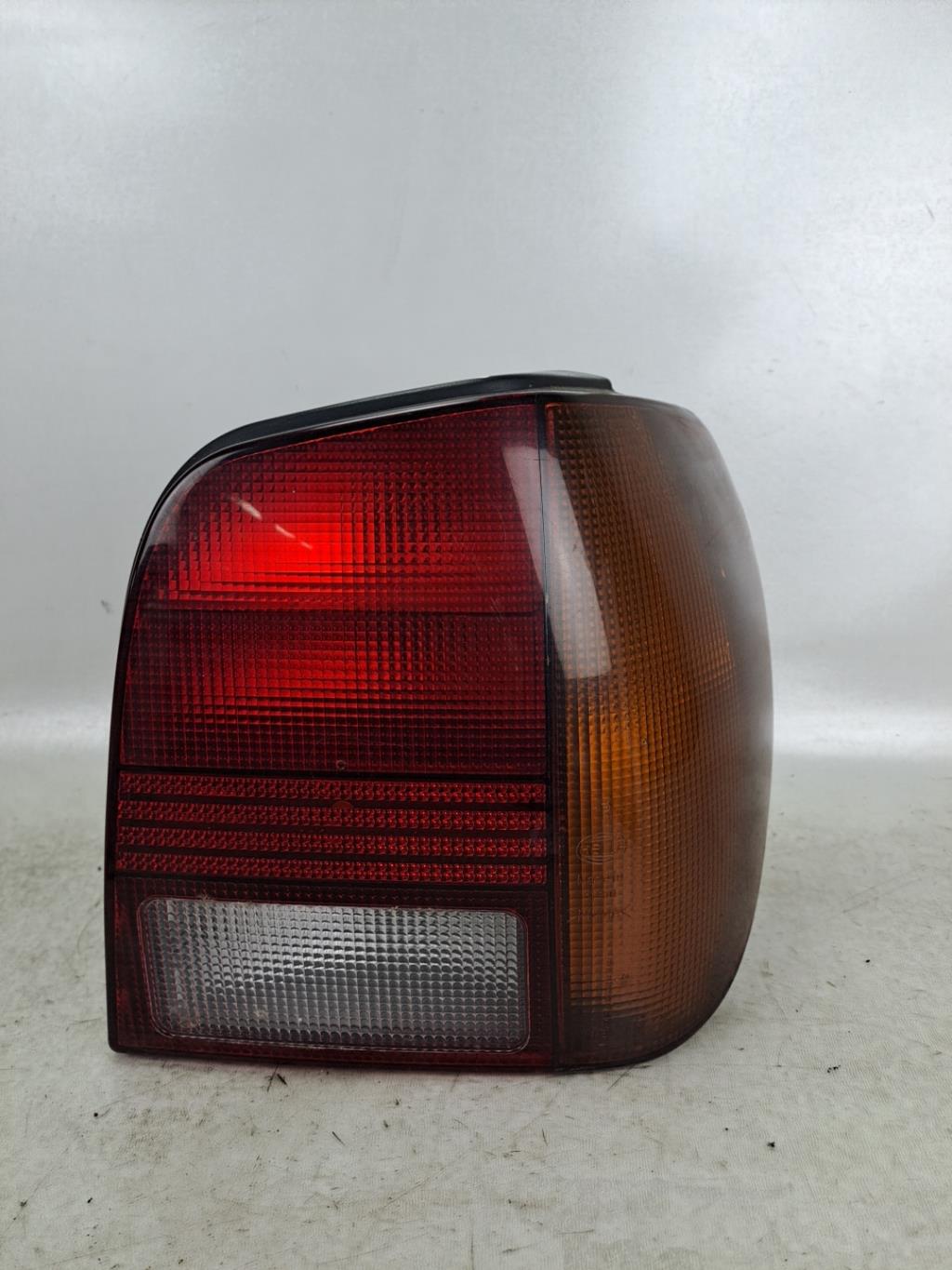 Fanale posteriore principale destro (luci) VOLKSWAGEN POLO 3 PHASE 1 Gasolina - 1