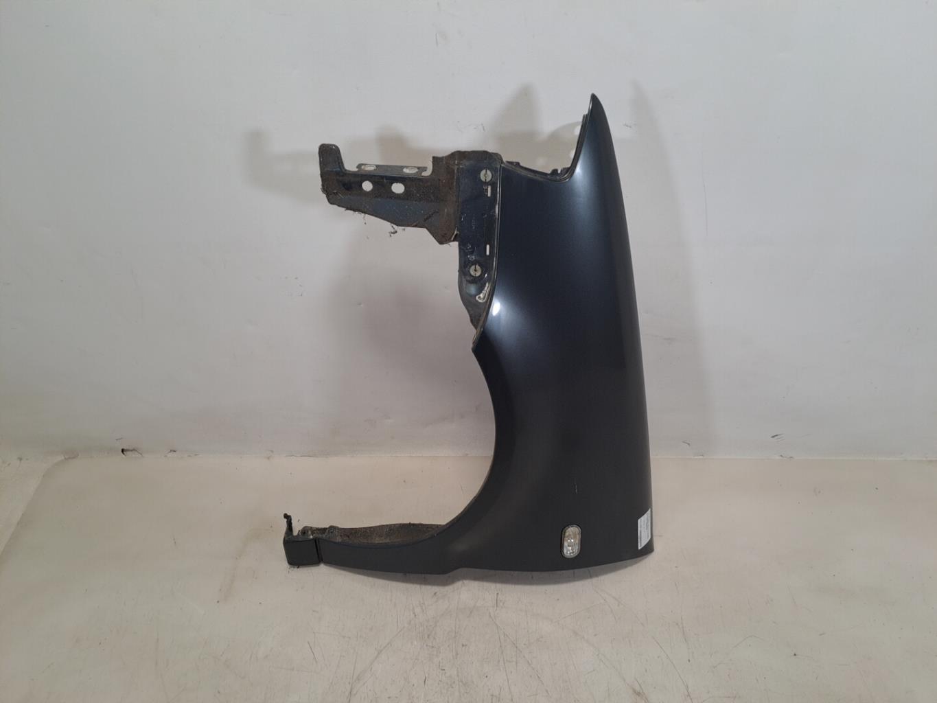Parafango anteriore sinistro VOLKSWAGEN POLO 3 PHASE 2 Gasolina - 1